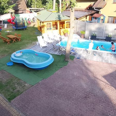 Pod Filarami Pobierowo Hotel Luaran gambar