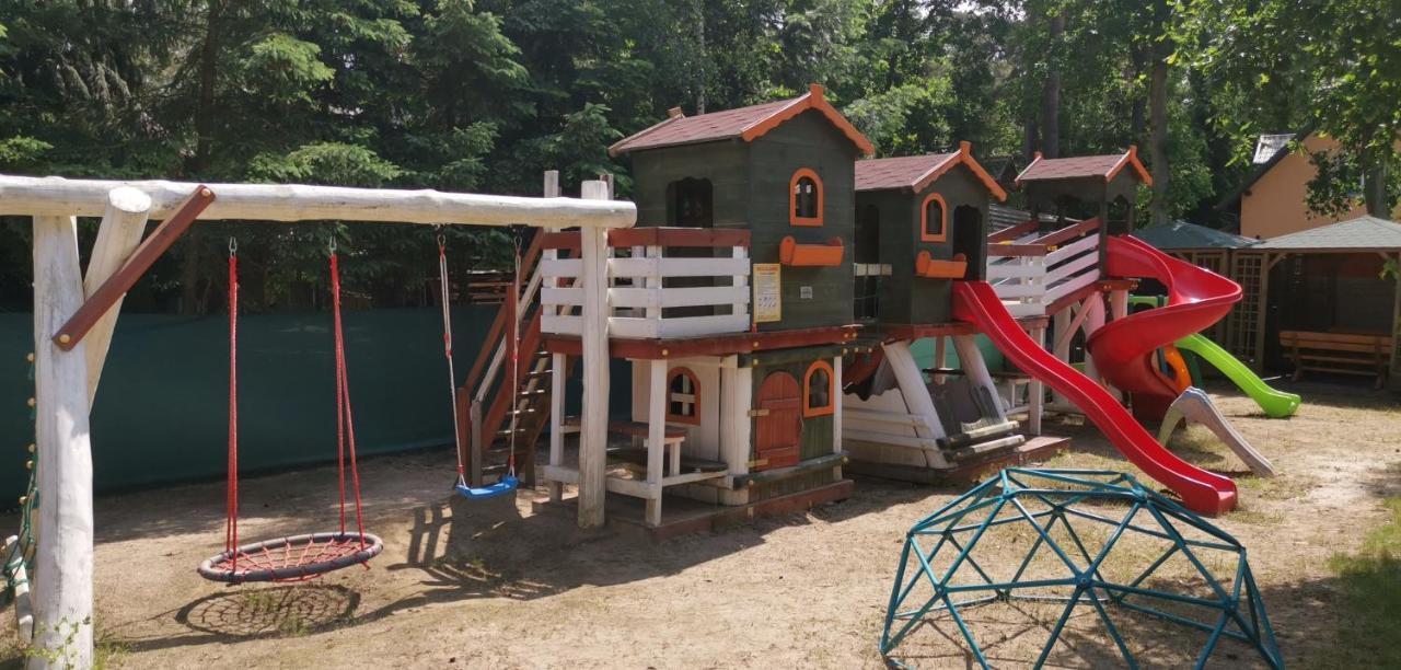 Pod Filarami Pobierowo Hotel Luaran gambar