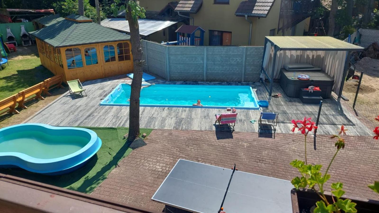 Pod Filarami Pobierowo Hotel Luaran gambar