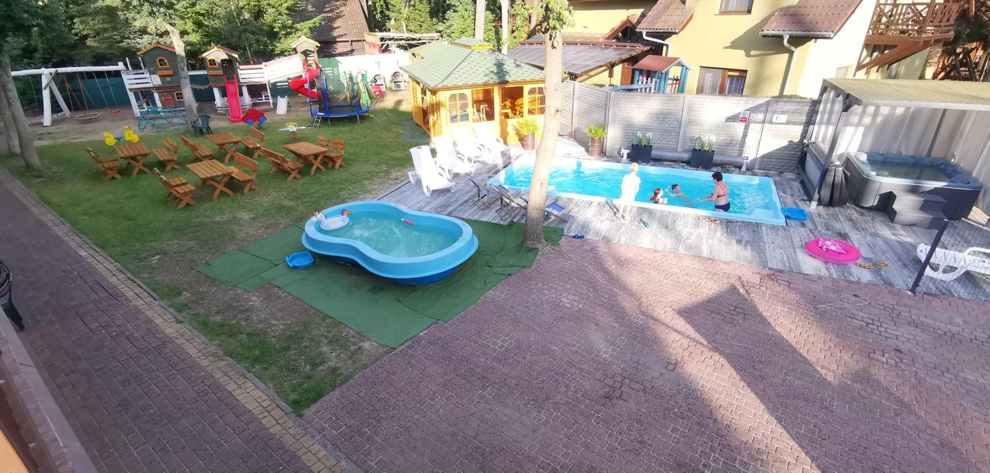 Pod Filarami Pobierowo Hotel Luaran gambar
