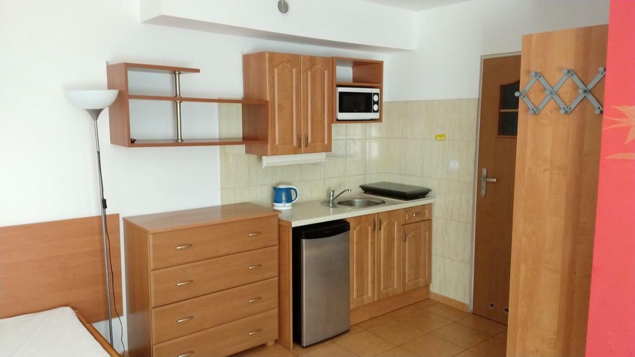 Pod Filarami Pobierowo Hotel Luaran gambar